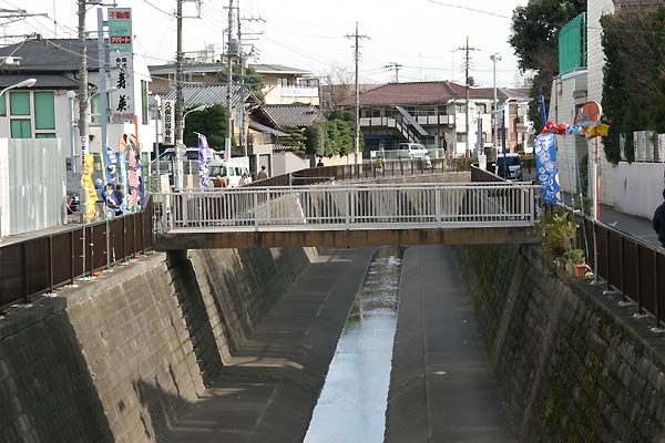 宮満寿人道橋
